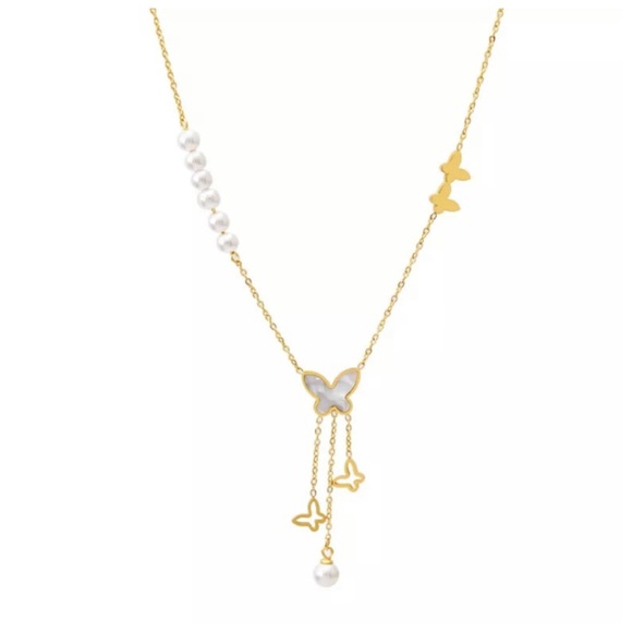 Jewelry - Mother of Pearl Butterfly Necklace